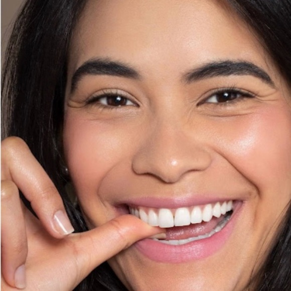 ILIA At Last Multi Stick Travel Size New - Picture 2 of 4